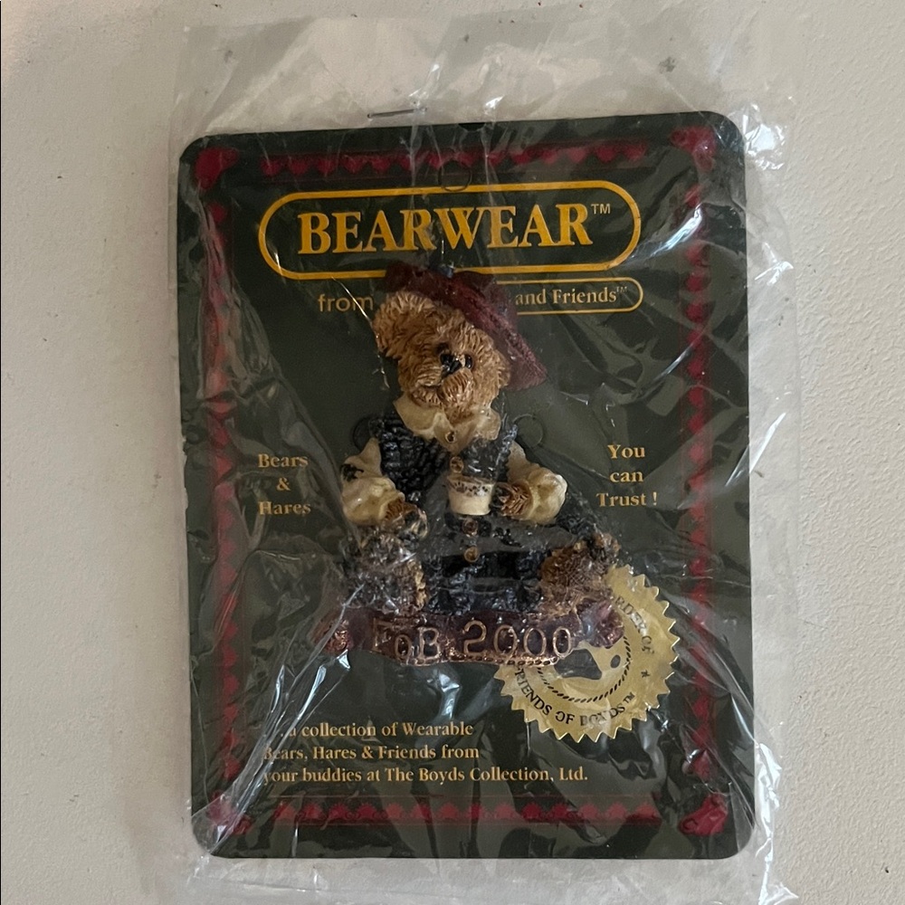 Boyds Bears Brown and Black Brooch